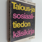Väinö Luoma : Talous- ja sosiaalitiedon käsikirja - pikkukuva 1