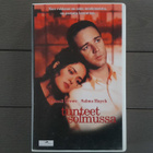 VHS: Tunteet Solmussa (Russell Crowe, Salma Hayek 1996) - pikkukuva 1
