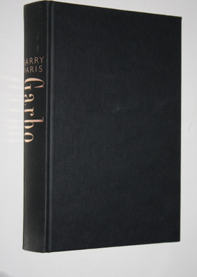 Barry Paris : Garbo : suuri yksinäinen