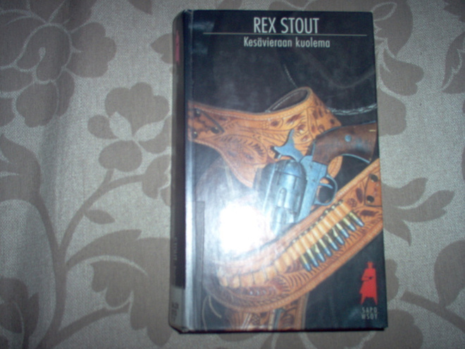 Rex Stout: Kesävieraan kuolema, sapo 400