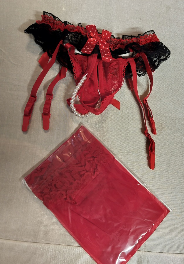 Helmistringit