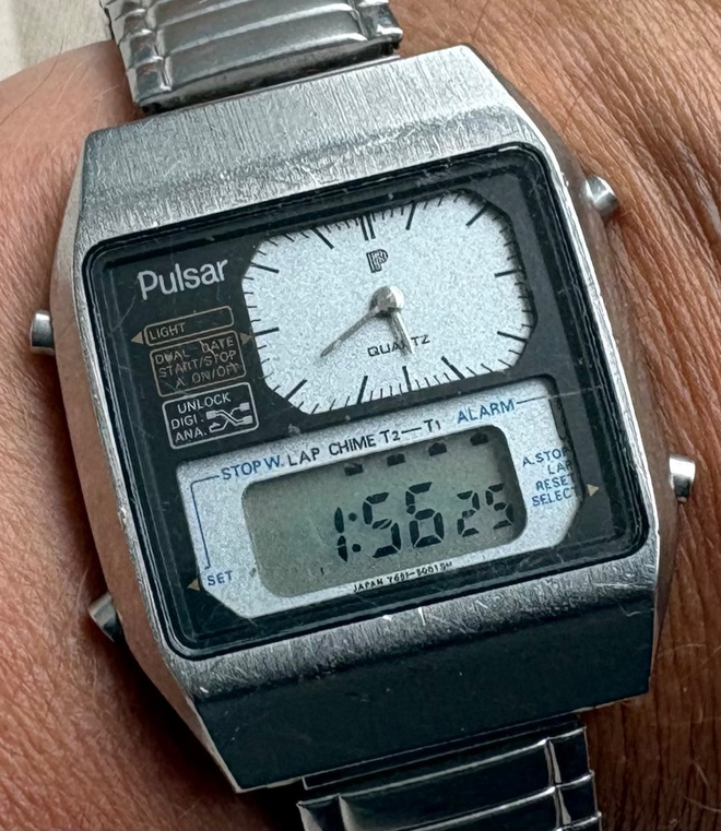 Vintage Pulsar Ana-Digi