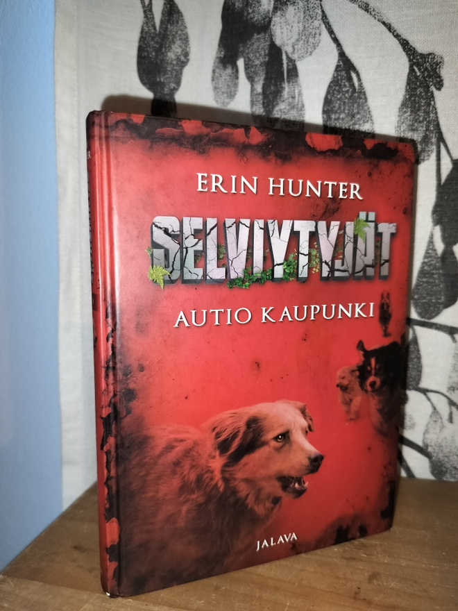 Erin Hunter - Selviytyjät - Autio kaupunki 1.p.2014