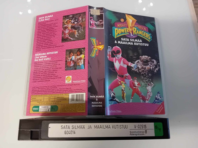 Power rangers - Sata silmää & Maailma kutistuu