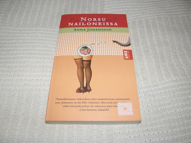 Anna Johansson Norsu nailoneissa -pok