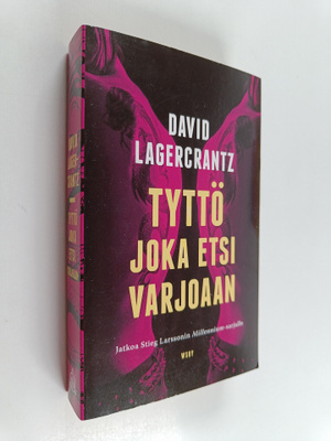 David Lagercrantz : Tyttö joka etsi varjoaan