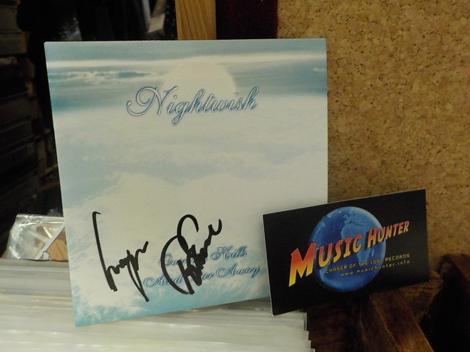 NIGHTWISH OVER THE HILLS .. CD SLEEVE + NIM...TARJA + EMPPU