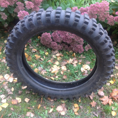 Vanhat motocross renkaat