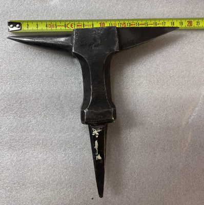 Kultasepän alasin 1kg