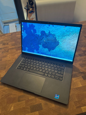 Dell Latitude 7520 i7, 16GB, 500GB