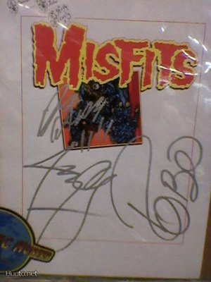 MISFITS  3 X NIMMARIT ( DEZ, ROBO & JERRY )
