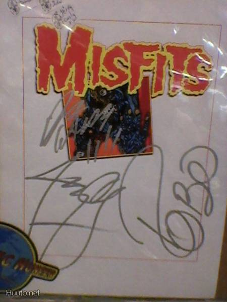 MISFITS  3 X NIMMARIT ( DEZ, ROBO & JERRY )