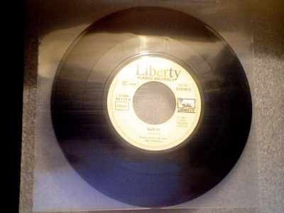 CLASSIX NOUVEAUX  ::  GUILTY  ::  VINYYLI  7"       1981