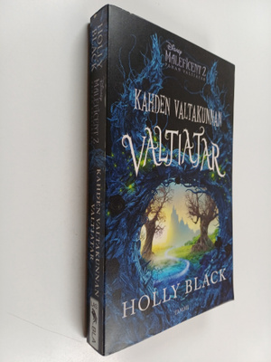Holly Black : Kahden valtakunnan valtiatar