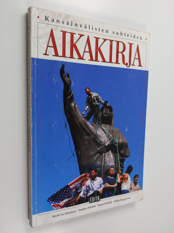 Kansainvälisten suhteiden aikakirja
