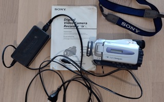 SONY digital video camera recorder DCR-TRV16E