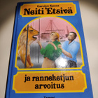 Neiti etsivä ja ranneketjun arvoitus Carolyn Keene - pikkukuva 1