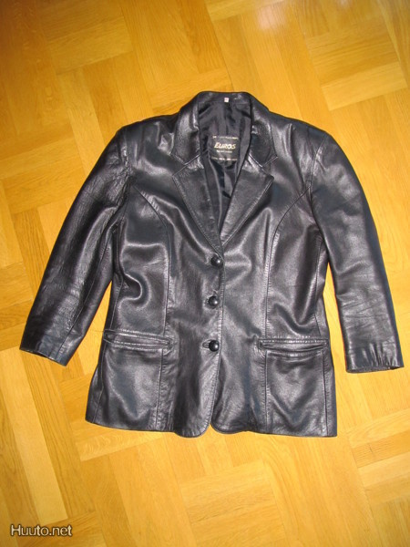 Upea musta aitoa nahkaa Soft Leather NAHKATAKKI koko M