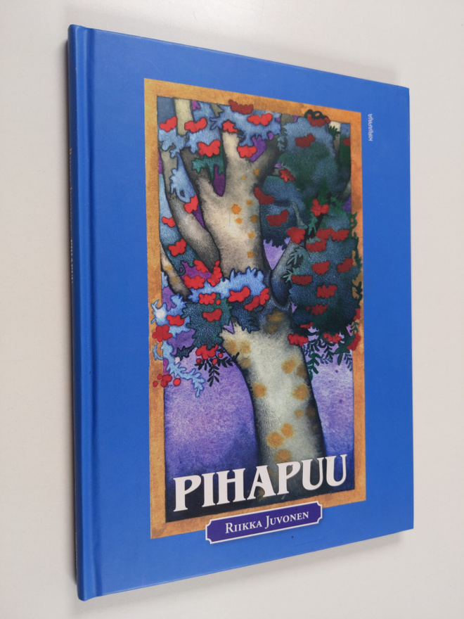 Riikka Juvonen : Pihapuu