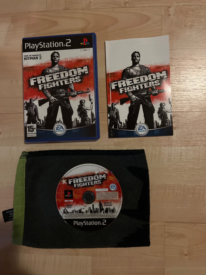 Freedom Fighters (PS2)(PAL)(CIB)