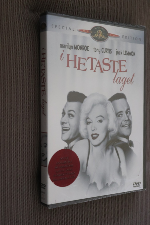 DVD Piukat paikat ( 1959 Billy Wilder uusi )