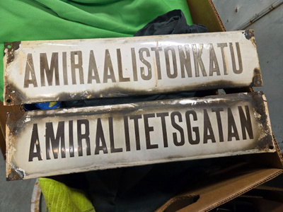 Emalikyltti x2