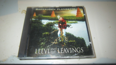 Leevi And The Leavings - Rakkauden planeetta