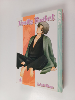 Natsuki Takaya : Fruits Basket 4