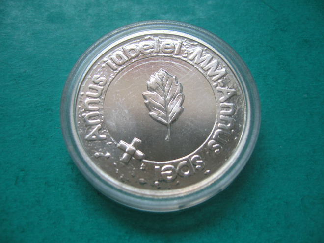 100 mk hopea juhlaraha Kirkon riemuvuosi - 2000