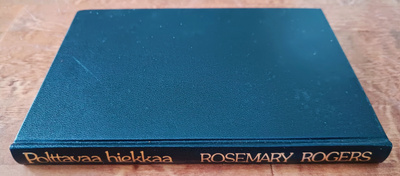 Rosemary Rogers: Polttavaa Hiekkaa