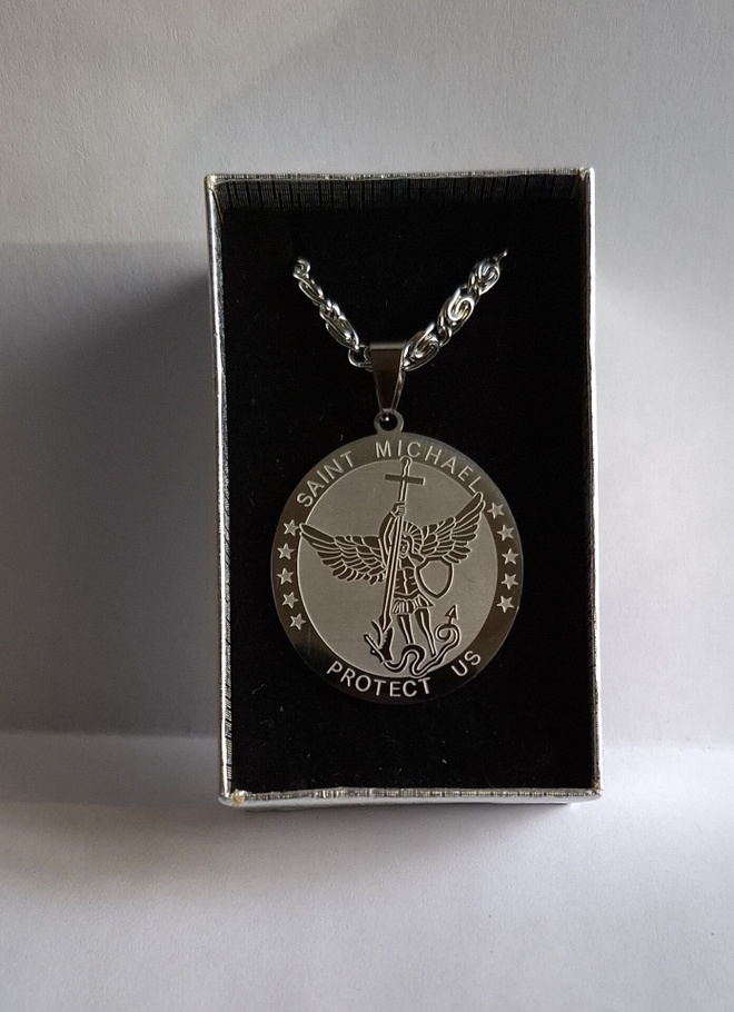 Arkkienkeli Mikael Amuletti (Stainless Steel)