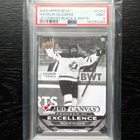 2024-25UD Canvas B&W #C259 Macklin Celebrini (PSA 9) - pikkukuva 1