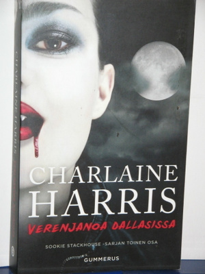 Charlaine Harris : VERENJANOA DALLASISSA