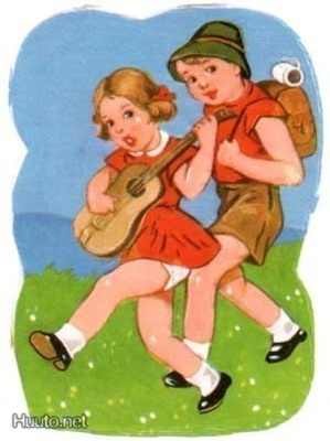 PZB 1390 / Tyttö ja poika retkellä luonnossa kitara mukana.