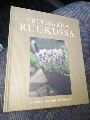 SCHNEEBELI-MORRELL : YRTTITARHA RUUKUSSA ( SIS POSTIKULU)
