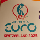 NAISTEN EURO 2022 ja 2025 jalkapallo-keräilytarrat alk.0,15€ - pikkukuva 2