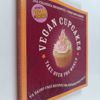 Isa Chandra Moskowitz : Vegan cupcakes take over the worl... - pikkukuva 1