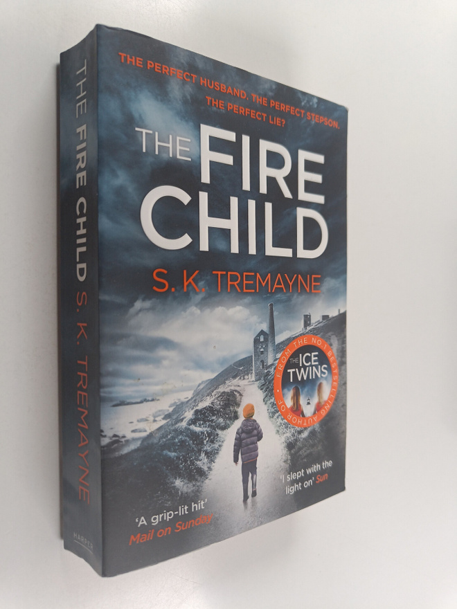 S. K. Tremayne : The Fire Child