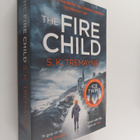 S. K. Tremayne : The Fire Child - pikkukuva 1