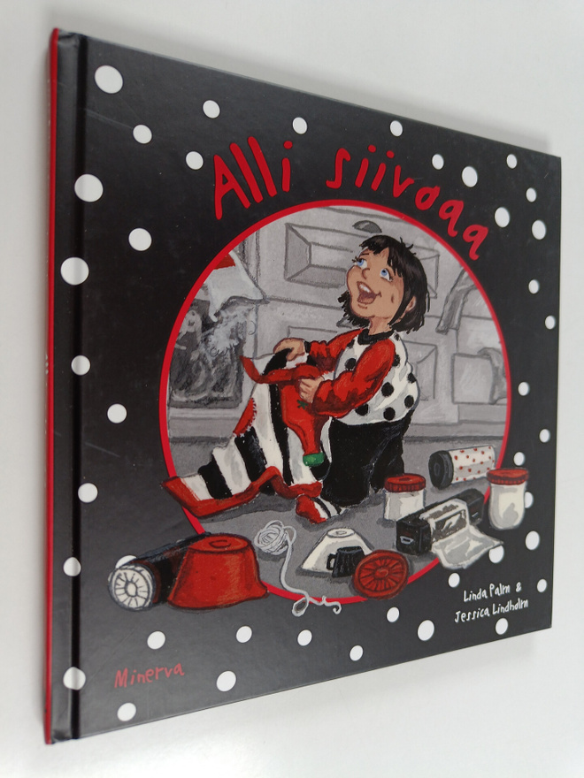 Linda Palm : Alli siivoaa