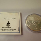 Hopeakolikko—10 euroa—60 rauhan vuotta 2005 juhlaraha - pikkukuva 2