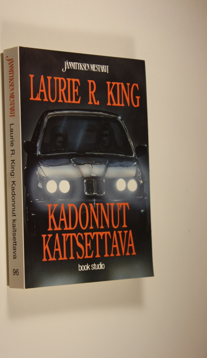 Laurie R. King : Kadonnut kaitsettava