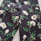 H&M mustat kukka -kuosilliset Housut / Stretch - koko 36 - pikkukuva 5