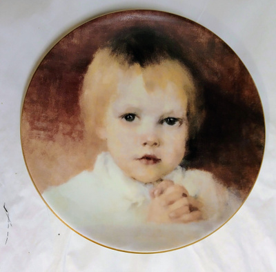 Arabia, Helene Schjerfbeck, Rukoileva tyttö seinälautanen