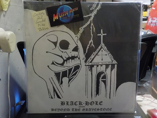 BLACK HOLE - BEYOND THE GRAVESTONE GER -2013 M/EX 2LP