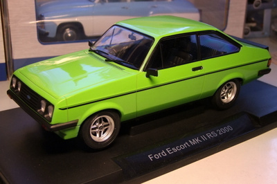 Ford escort RS 2000 -77 1:18 ALE!