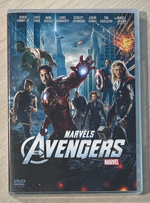 Marvel: THE AVENGERS (2012) Chris Evans, Scarlett Johansson