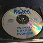 KOM Teatteri Porvari nukkuu huonosti Love Cd kulttia - pikkukuva 3