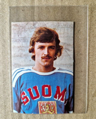 HELLAS MM JÄÄKIEKKO JENKKI 1972. Timo Saari 21