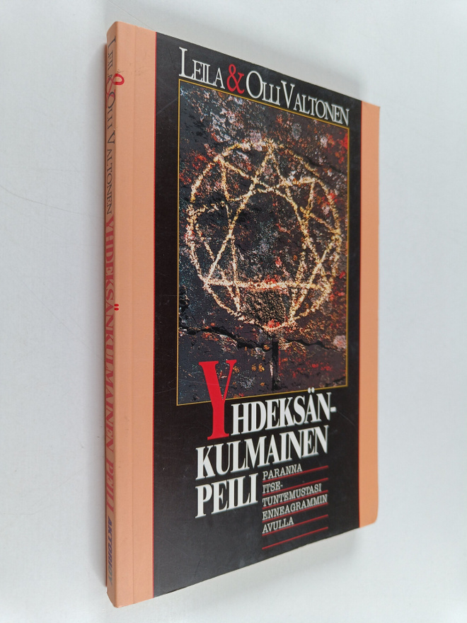 Olli Valtonen ym. : Yhdeksänkulmainen peili : paranna its...